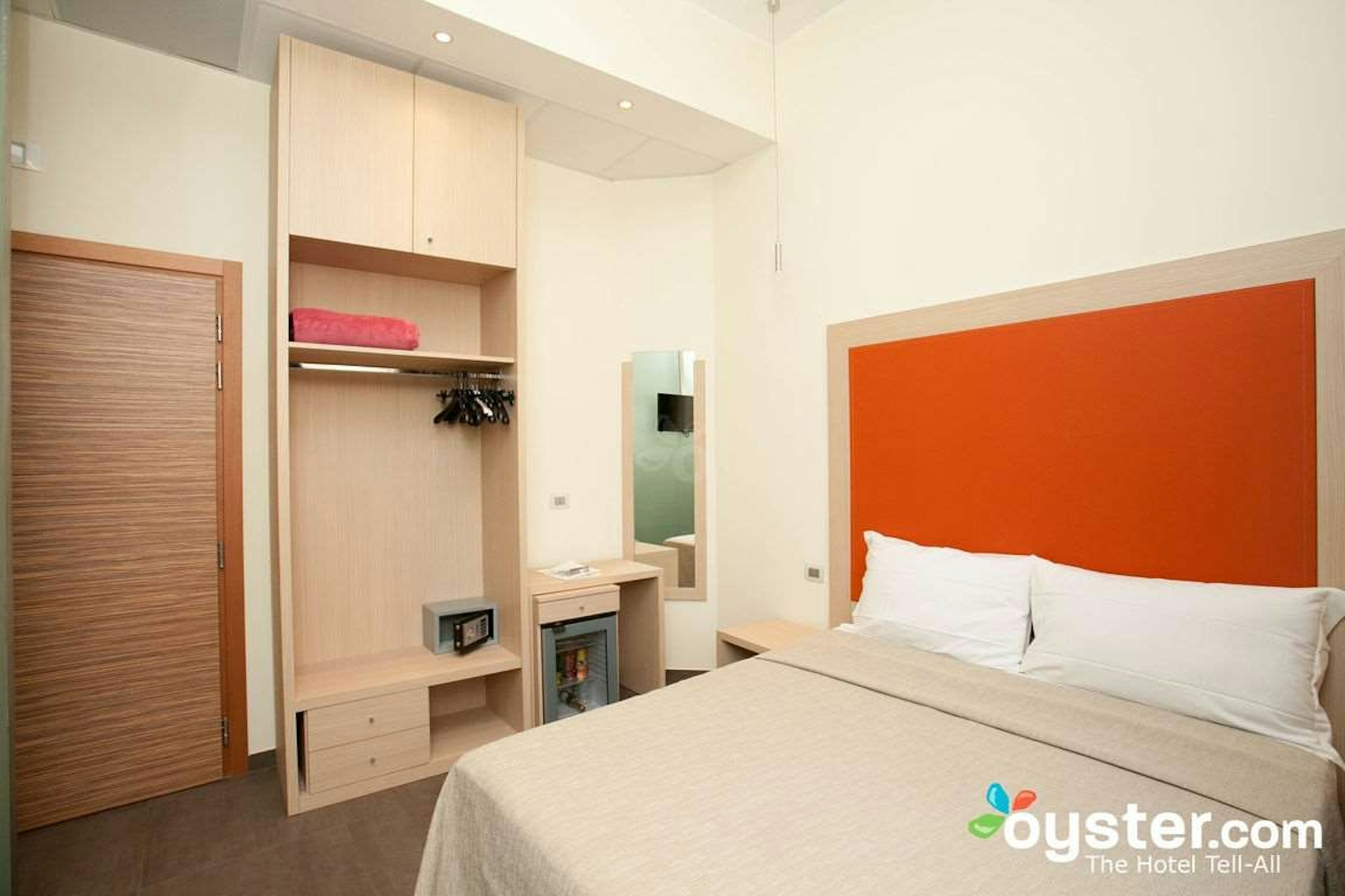 Hotel 33 Baroni 23/50