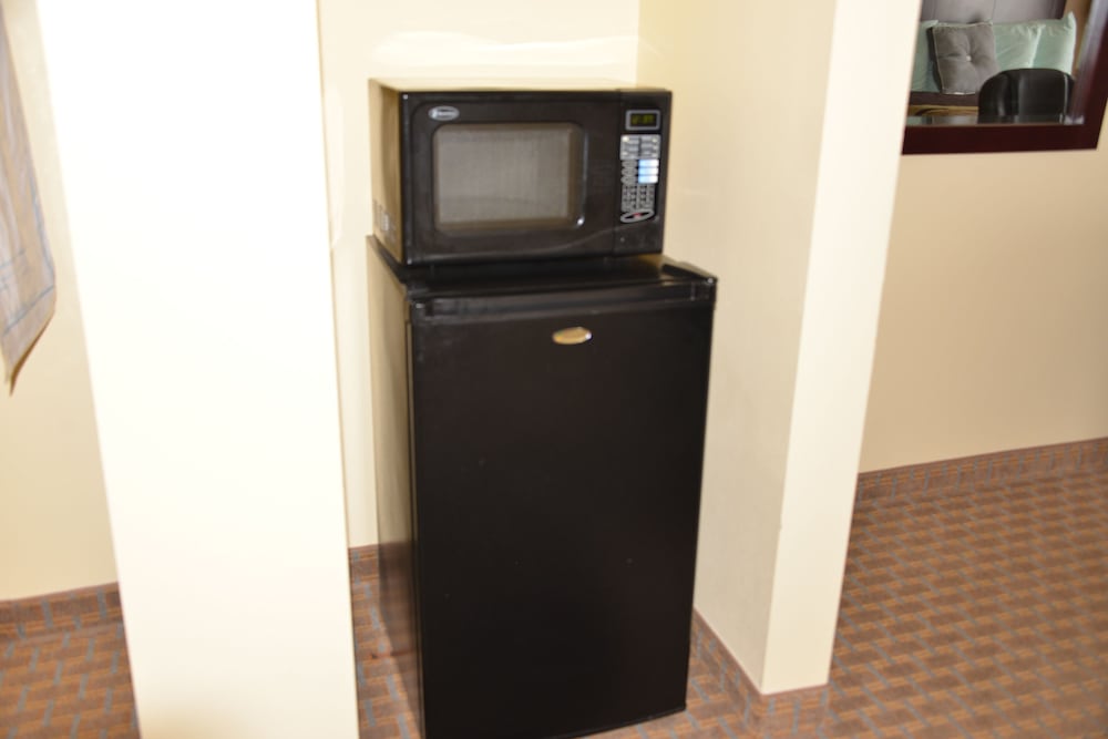Irish Inn And Suites 33/35