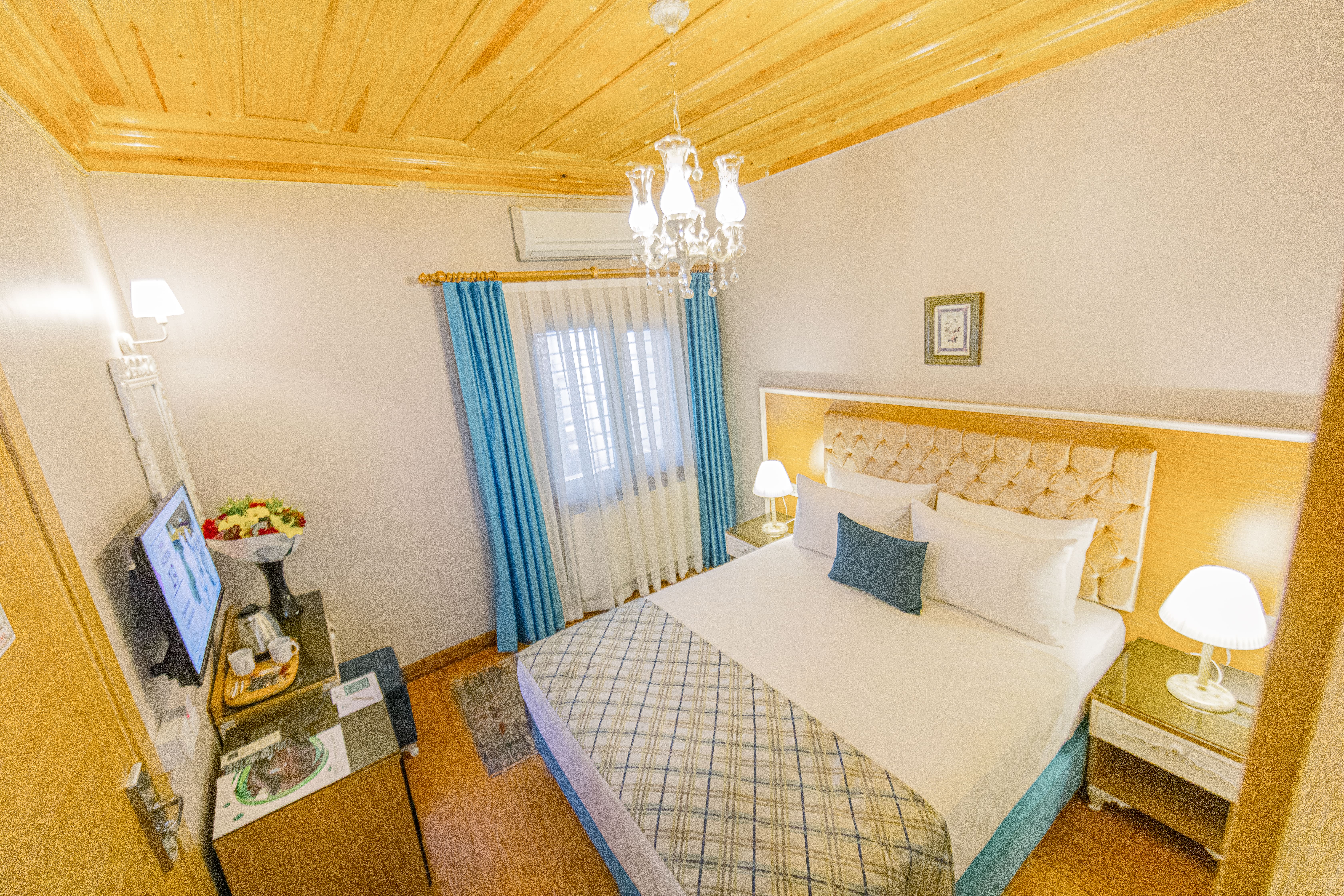 Economy, Double Bed