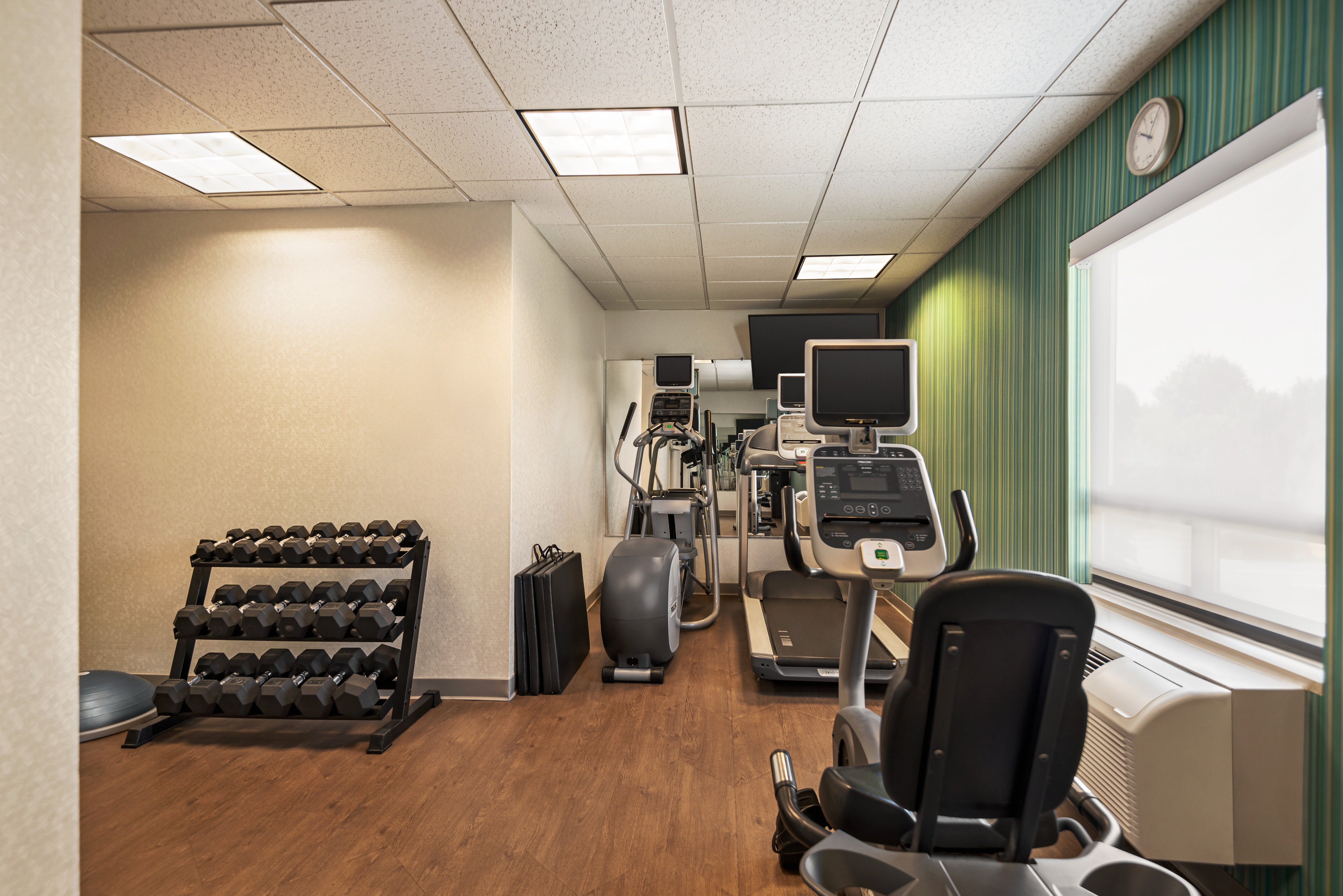 Holiday Inn Express Winchester South Stephens City 38/55