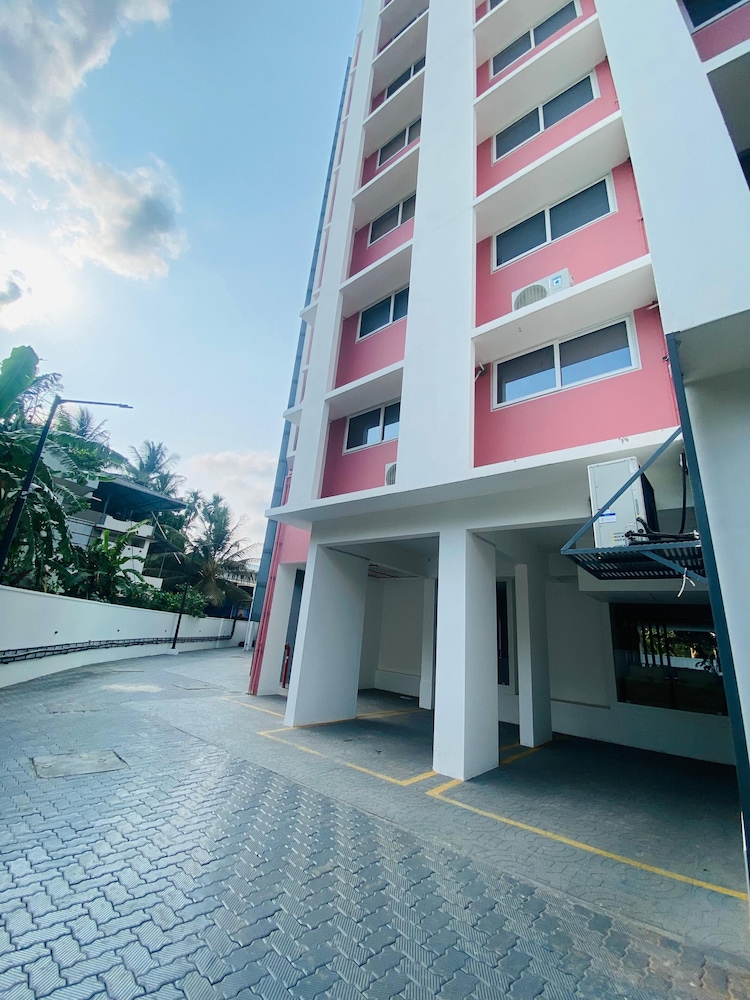The Habitat Suites 49/50