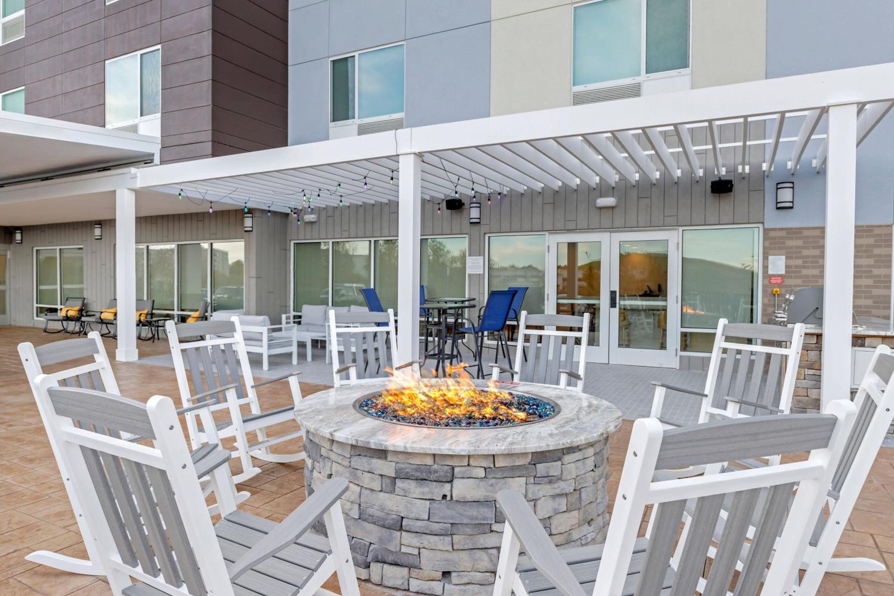 TownePlace Suites by Marriott Richmond Colonial Heights 46/63