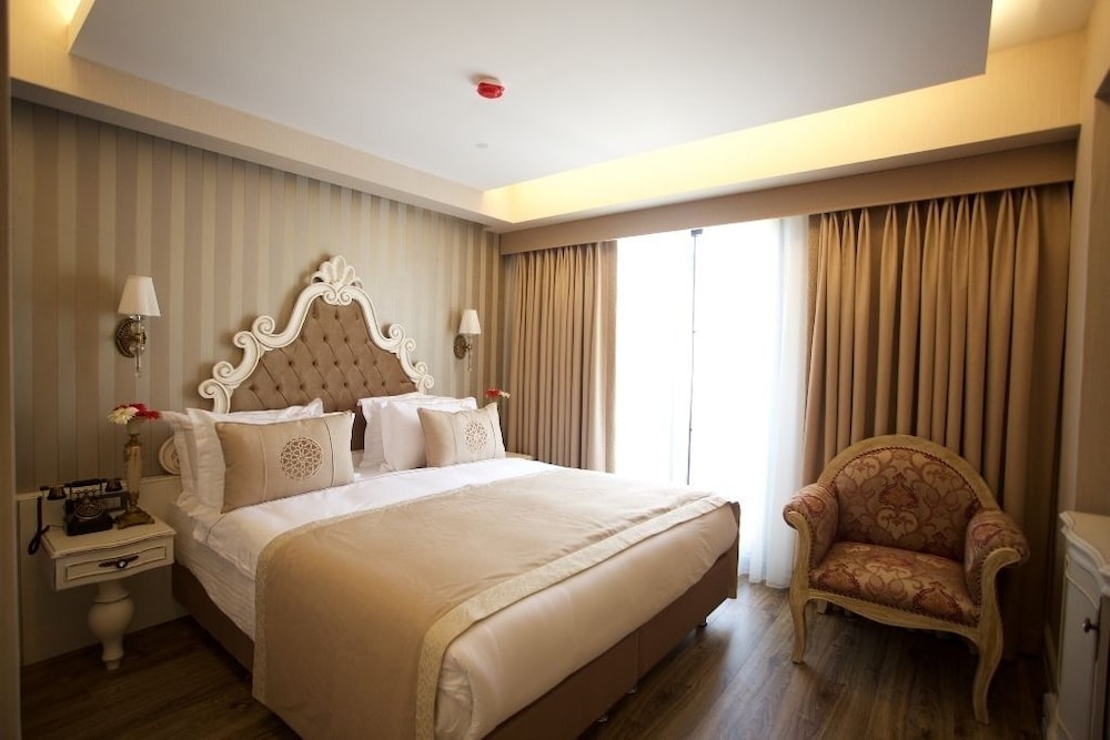 ANTHEMIS HOTEL 14/71