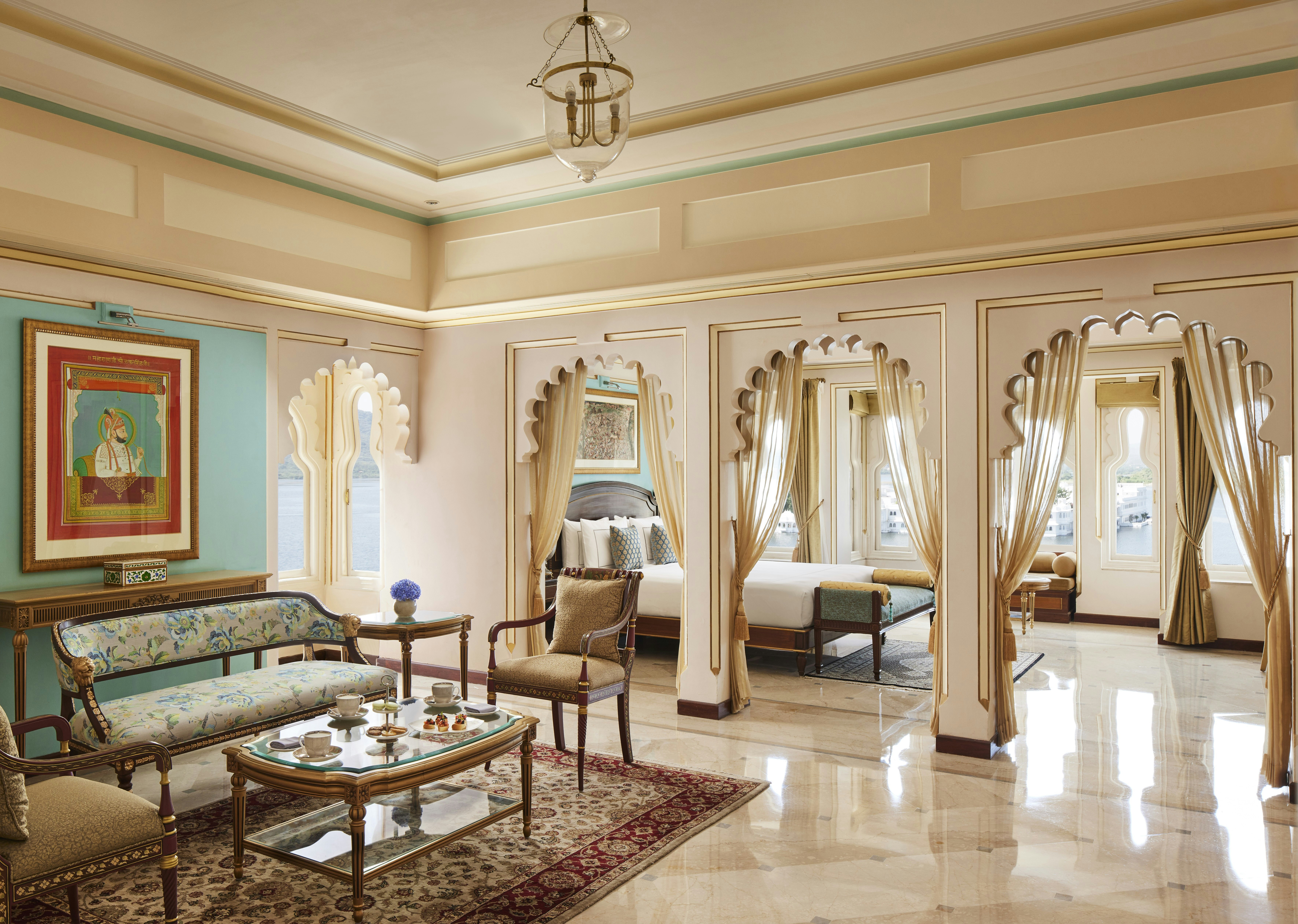 Taj Fateh Prakash Palace 28/54