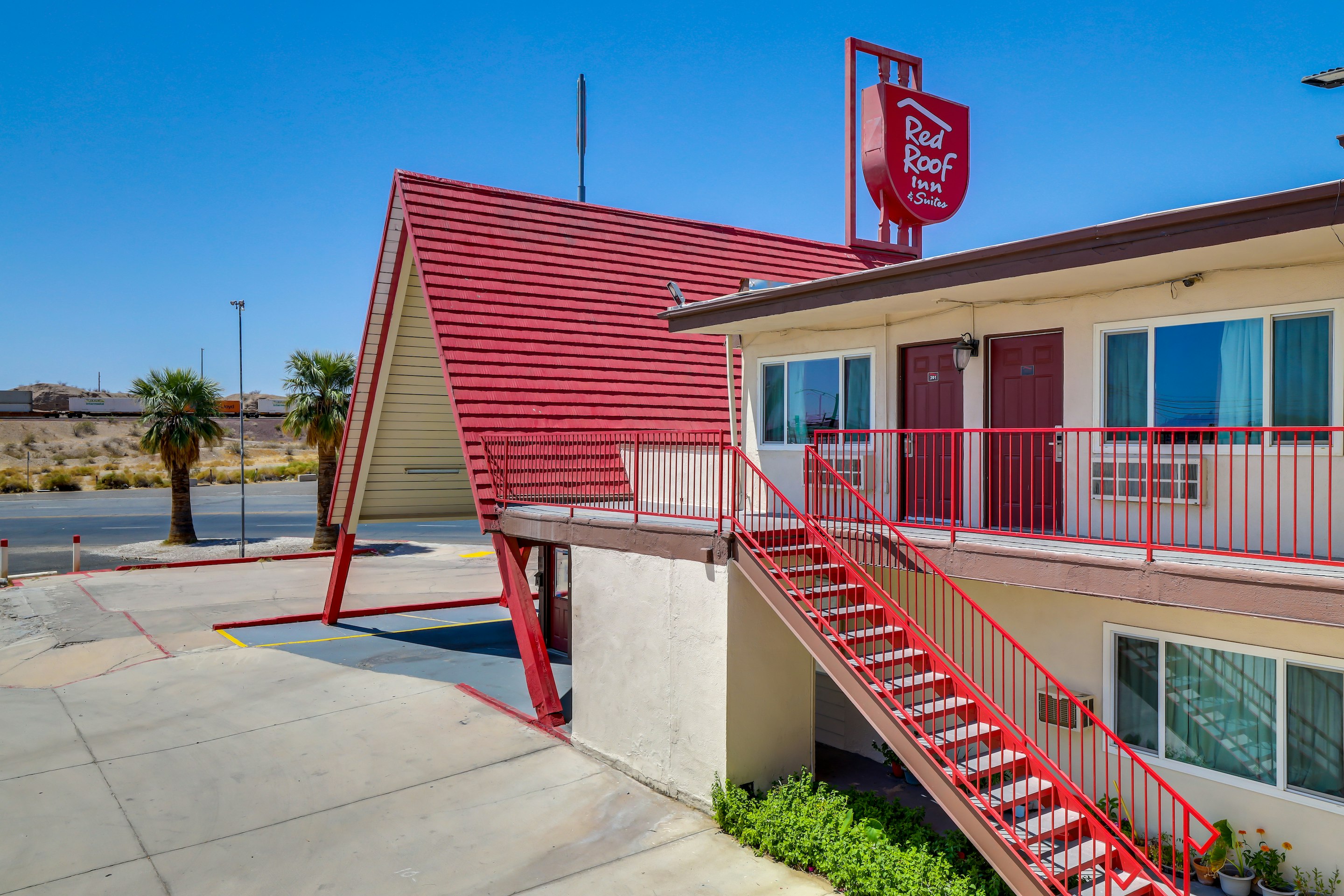 Red Roof Inn Needles 44/45