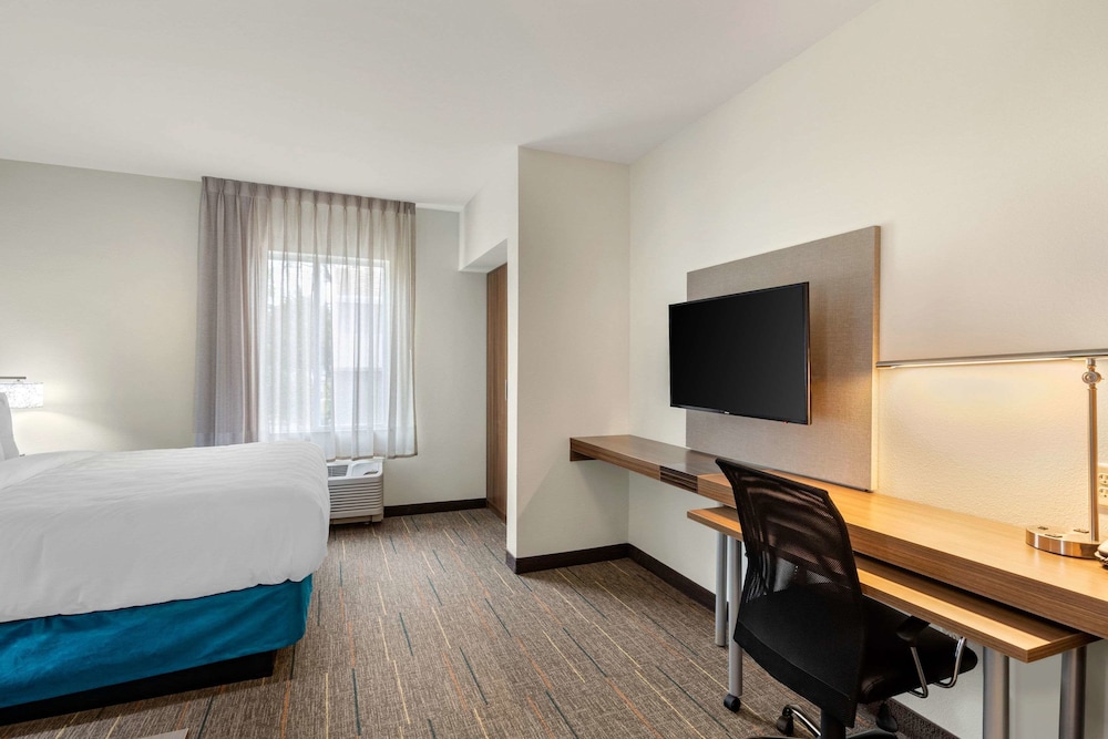 Mainstay Suites Lancaster Dallas South 19/37