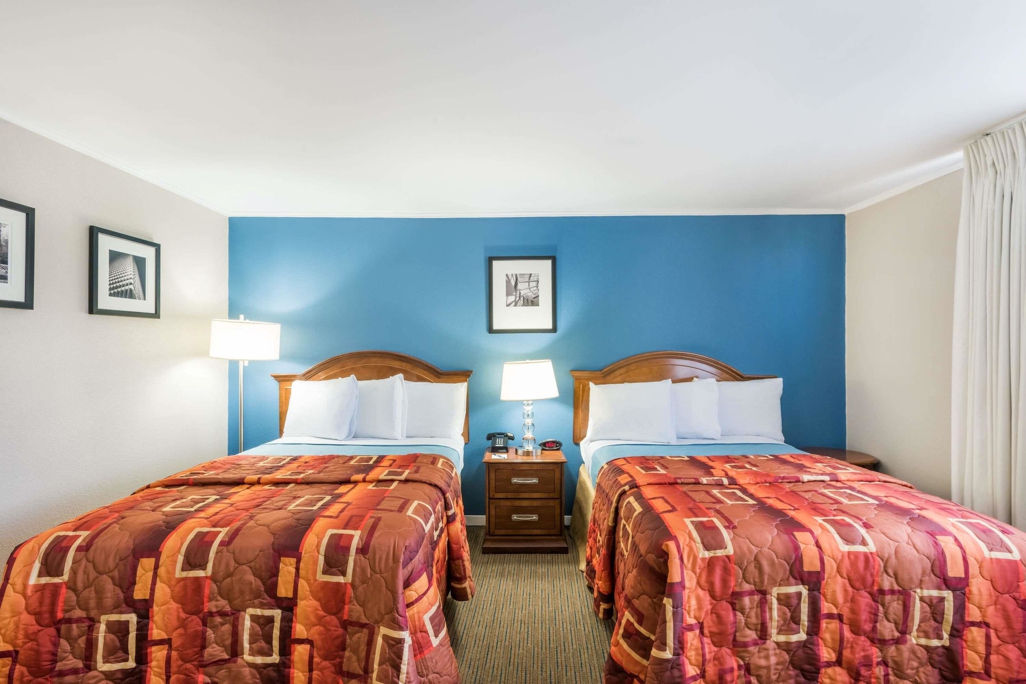 غرفة بسريرين مزدوجين، Travelodge by Wyndham Aberdeen 4/7