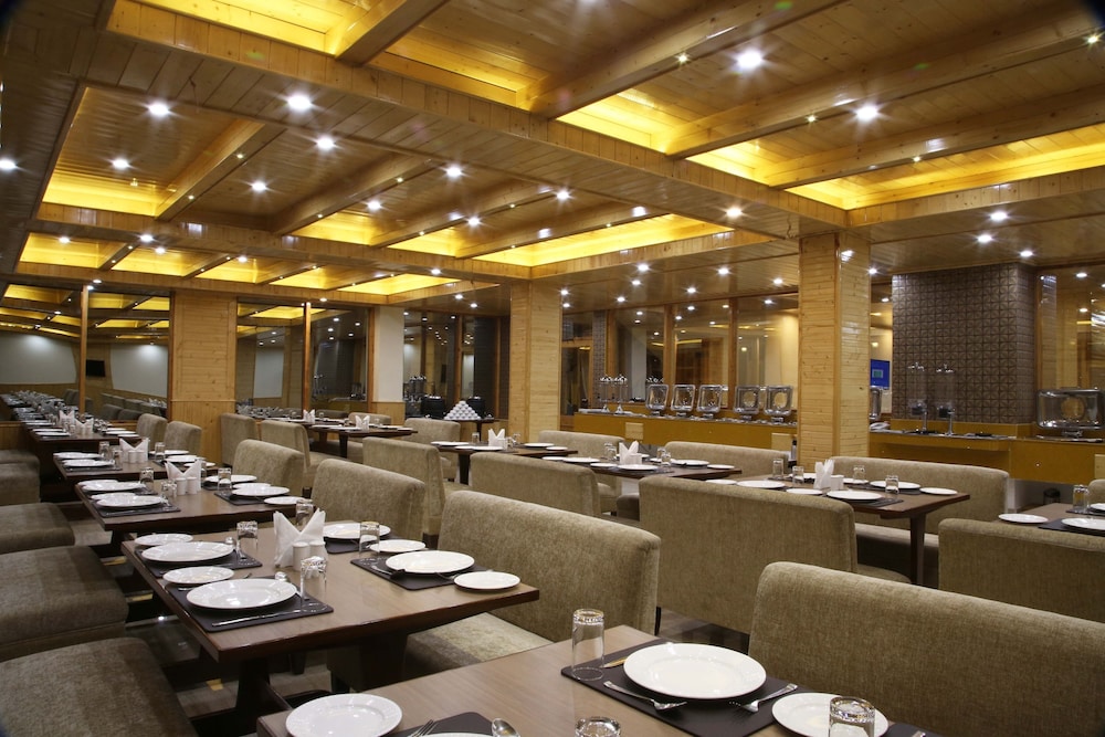 The Holiday Heights Manali 13/18