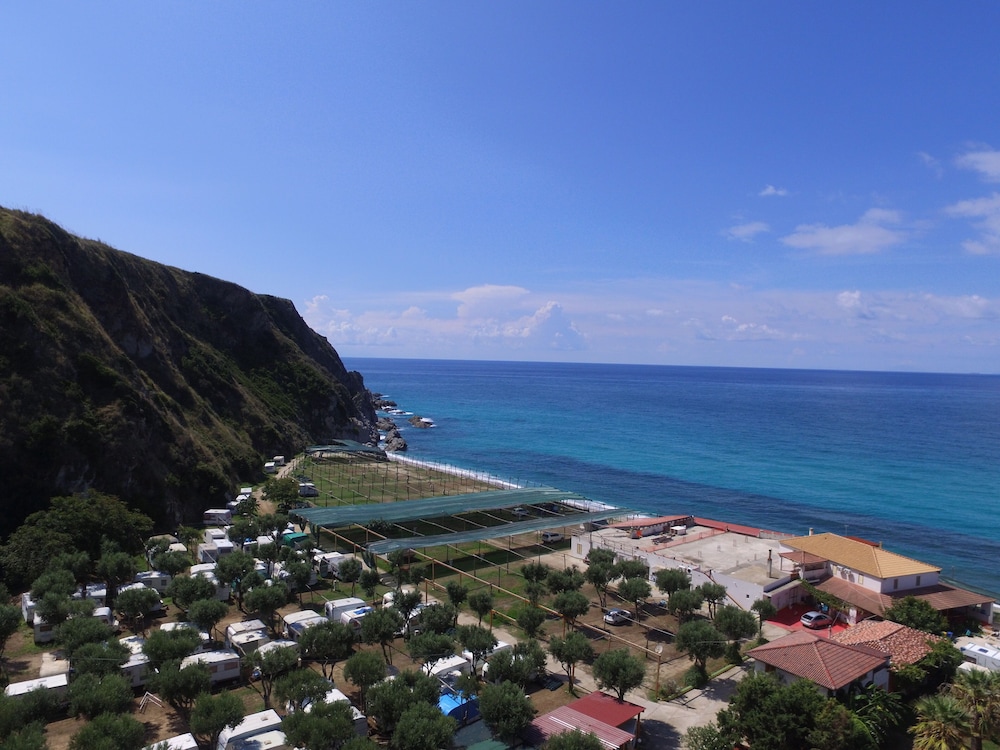 Villagio Camping La Scogliera 42/50