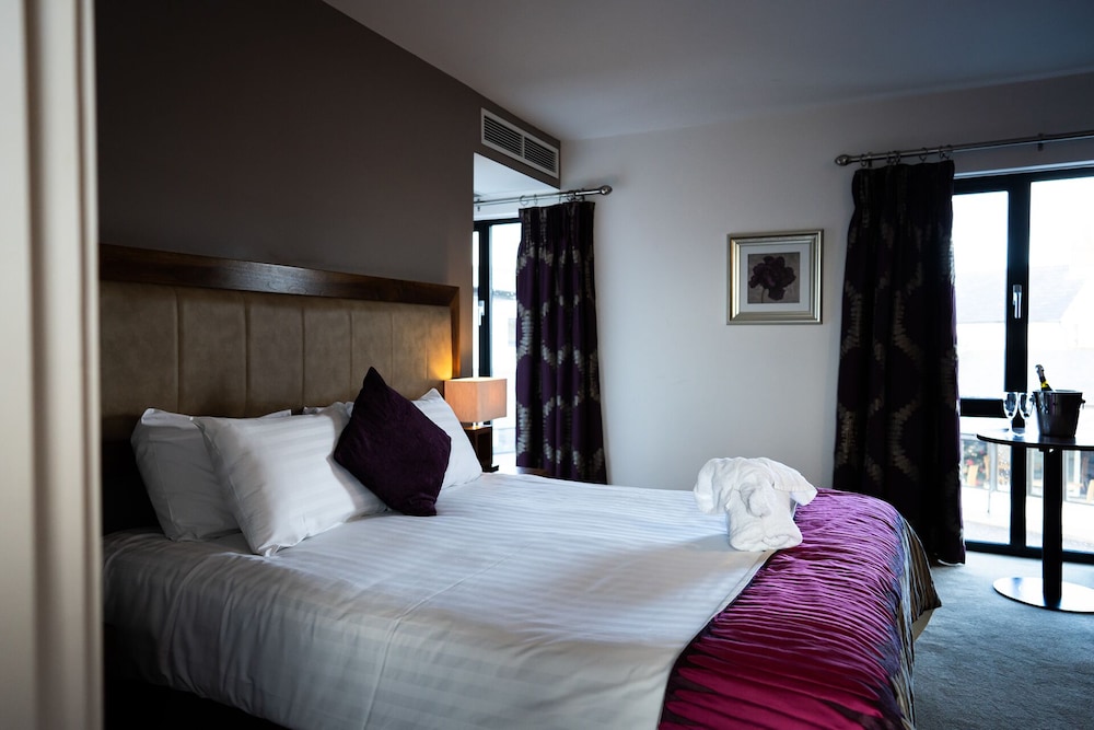 Ballyrobin Country Lodge 6/51