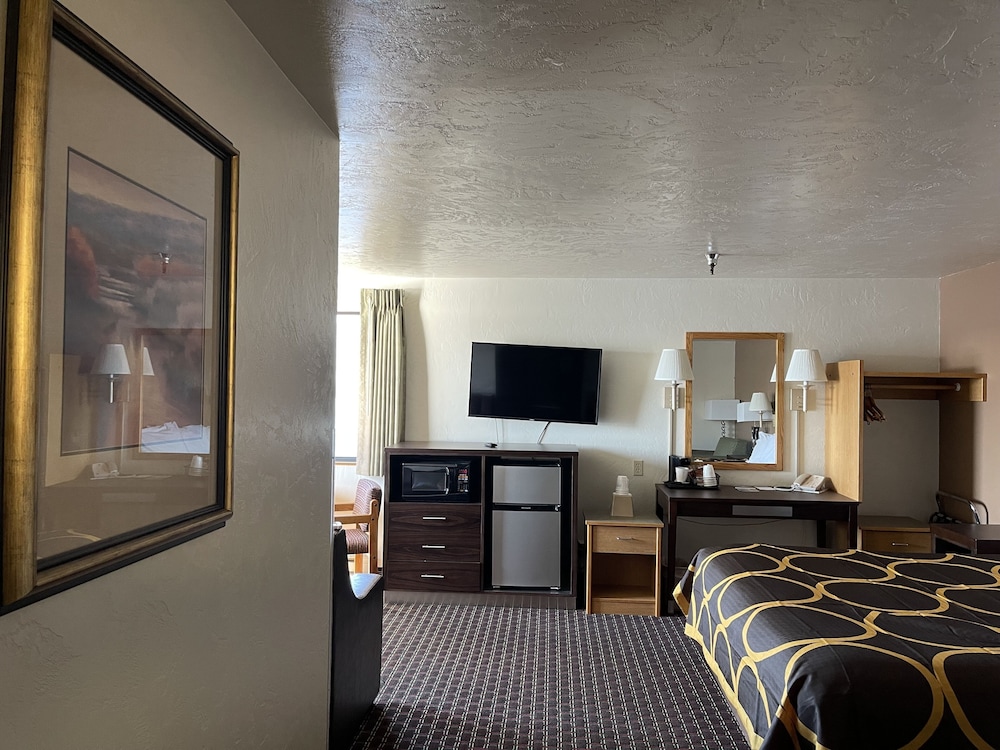 Super 8 By Wyndham Ketchikan 24/52