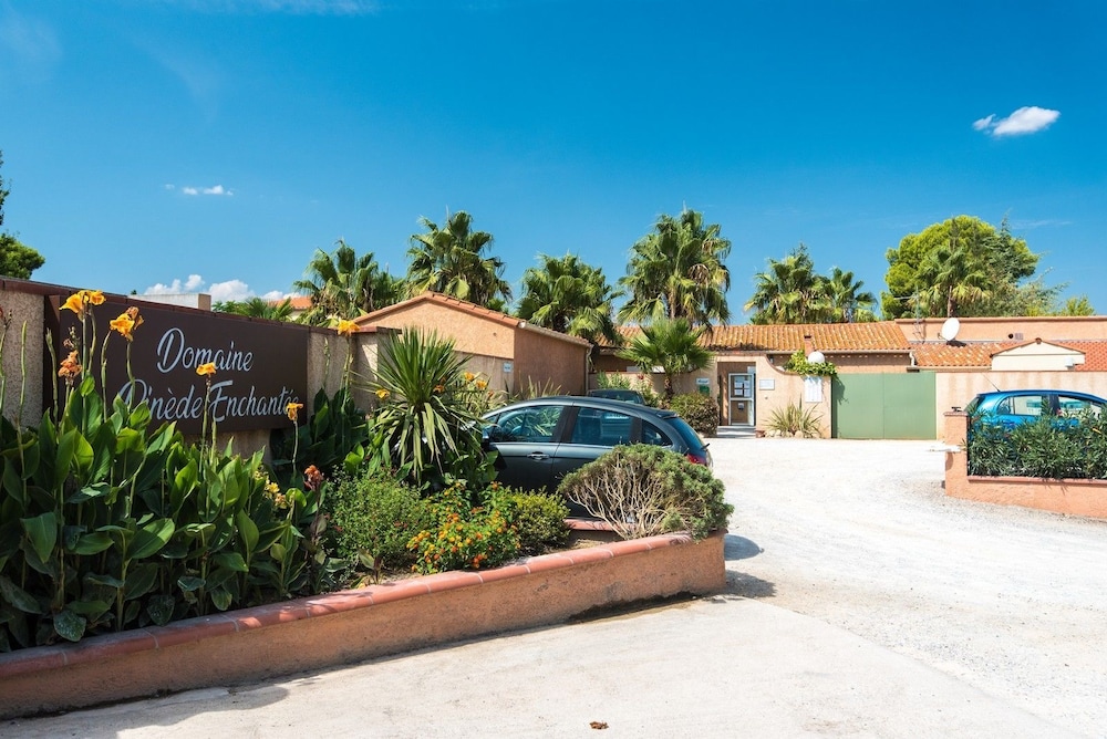 Camping La Pinede Enchantee 37/45