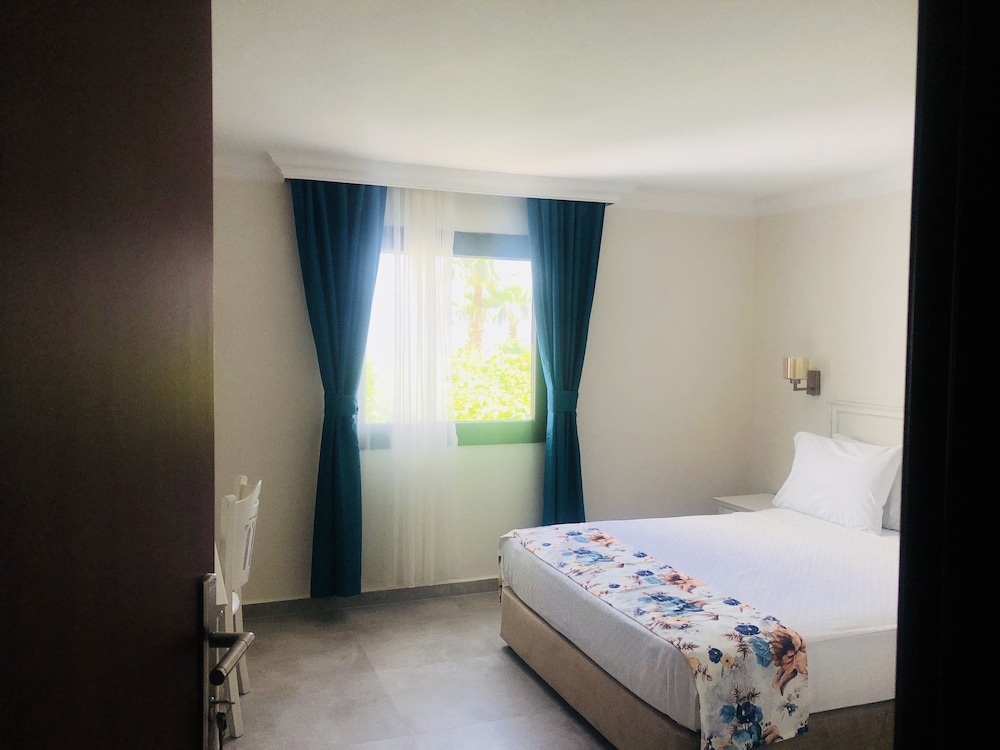 Kumlubuk Maris Hotel 6/29