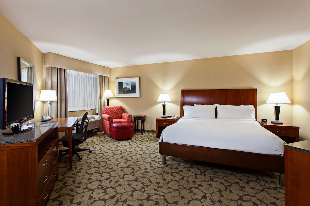 Hilton Garden Inn Valencia Six Flags 12/52