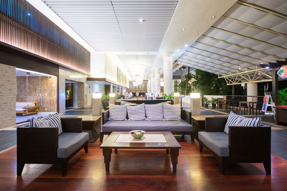 Pullman Phuket Karon Beach Resort 56/80