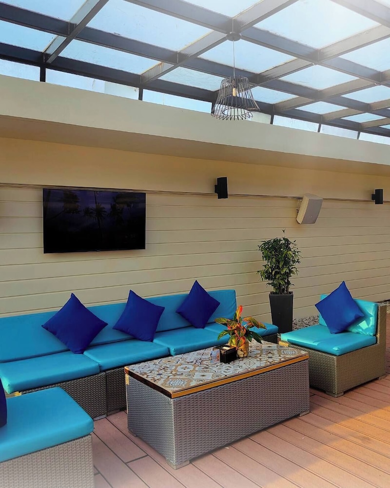 Ferra Premier Boracay by JG 38/62
