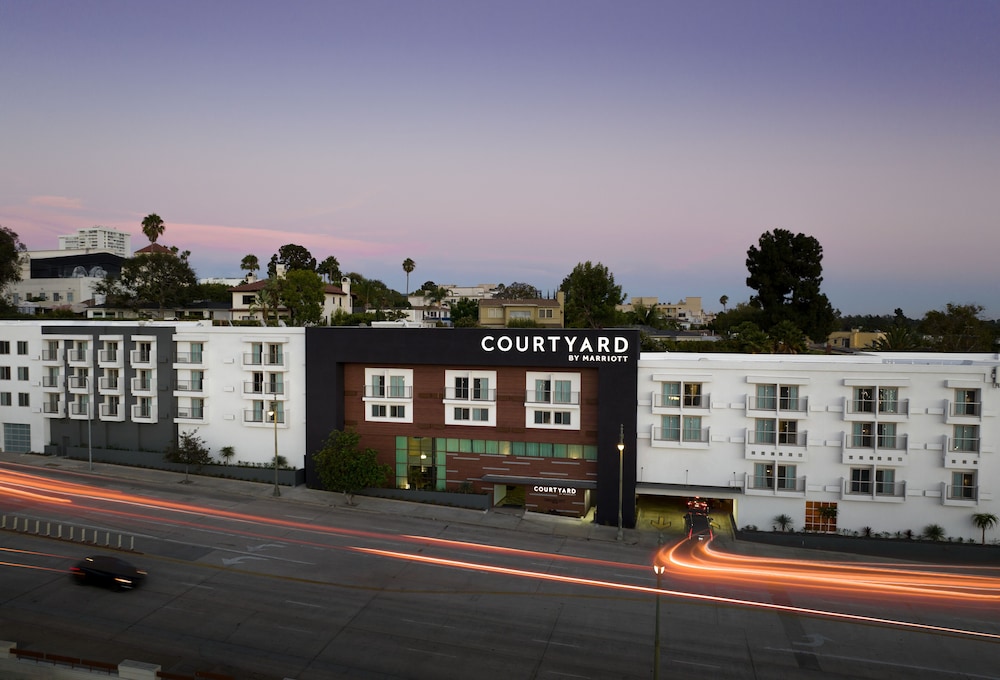 Courtyard Los Angeles Century City Beverly Hills