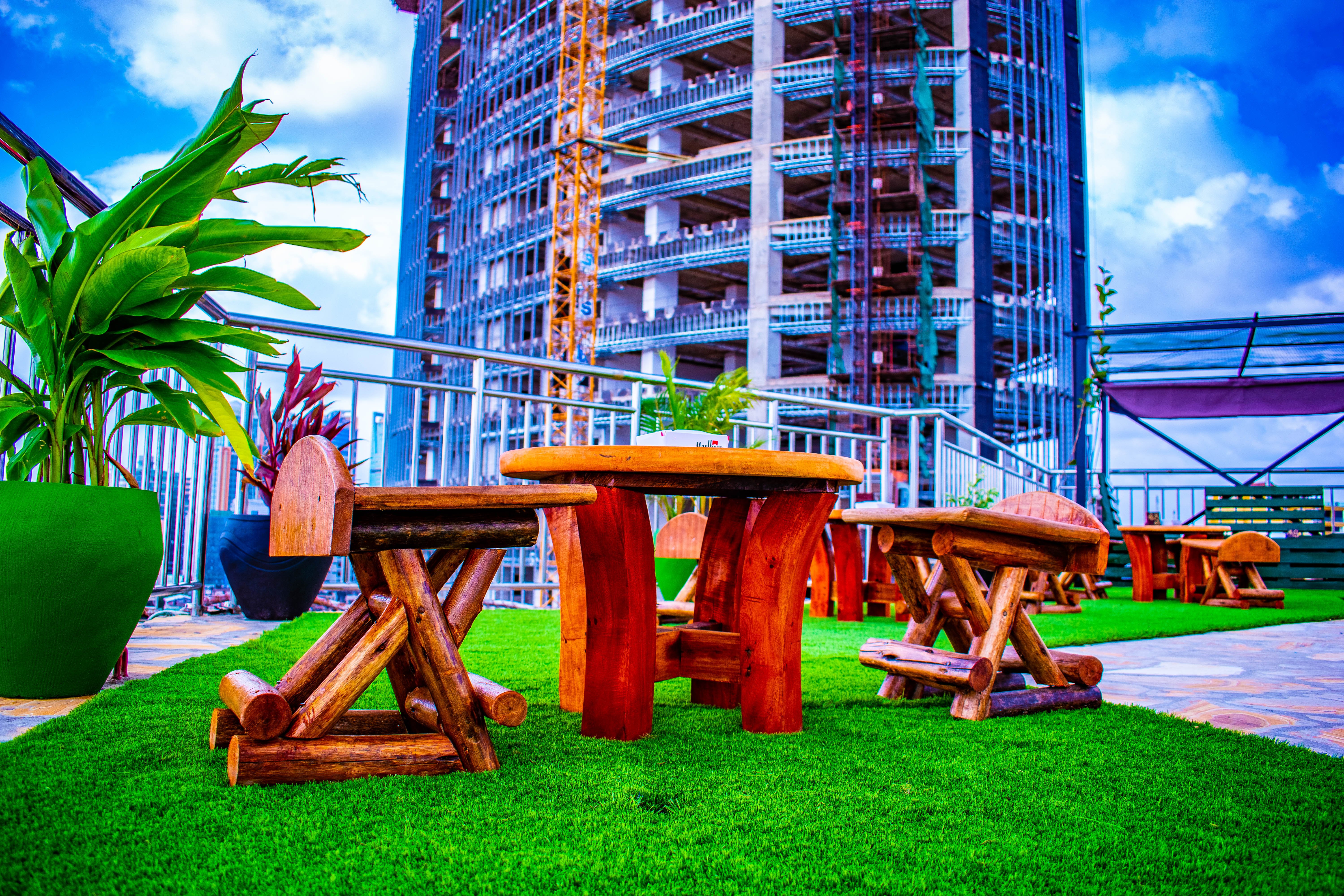 Holiday Inn Dar Es Salaam City Center 65/76