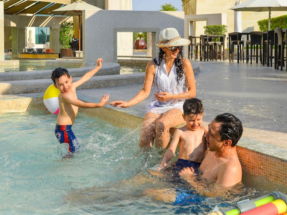 Raffles Dubai Hotel 42/50