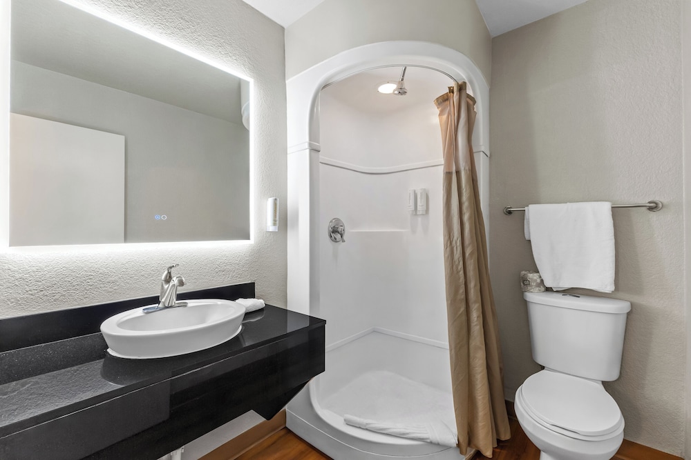 Park Inn by Radisson, Wells 56/59