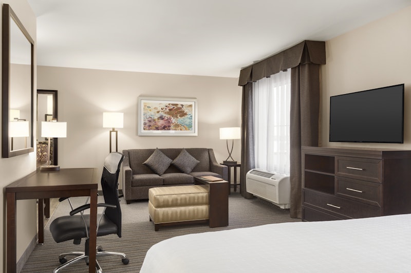 Homewood Suites by Hilton Fargo 10/18