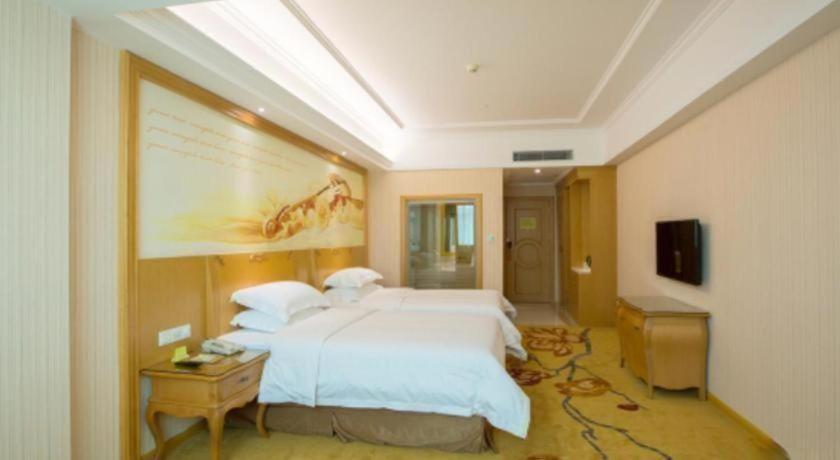 Vienna Hotel (Guangzhou Huadu Sunac Cultural Tourism City) 22/55