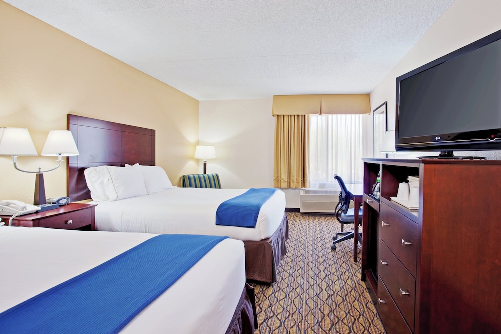 Holiday Inn Express Scottsdale North 15/40