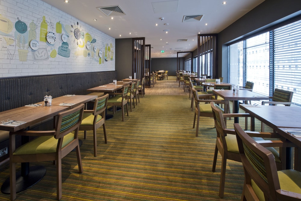 Premier Inn London Chiswick 30/36
