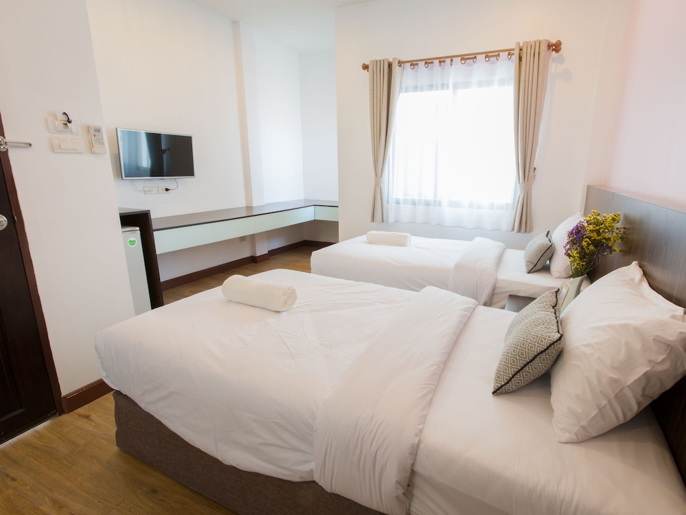Busara Chiangmai Hotel 8/38