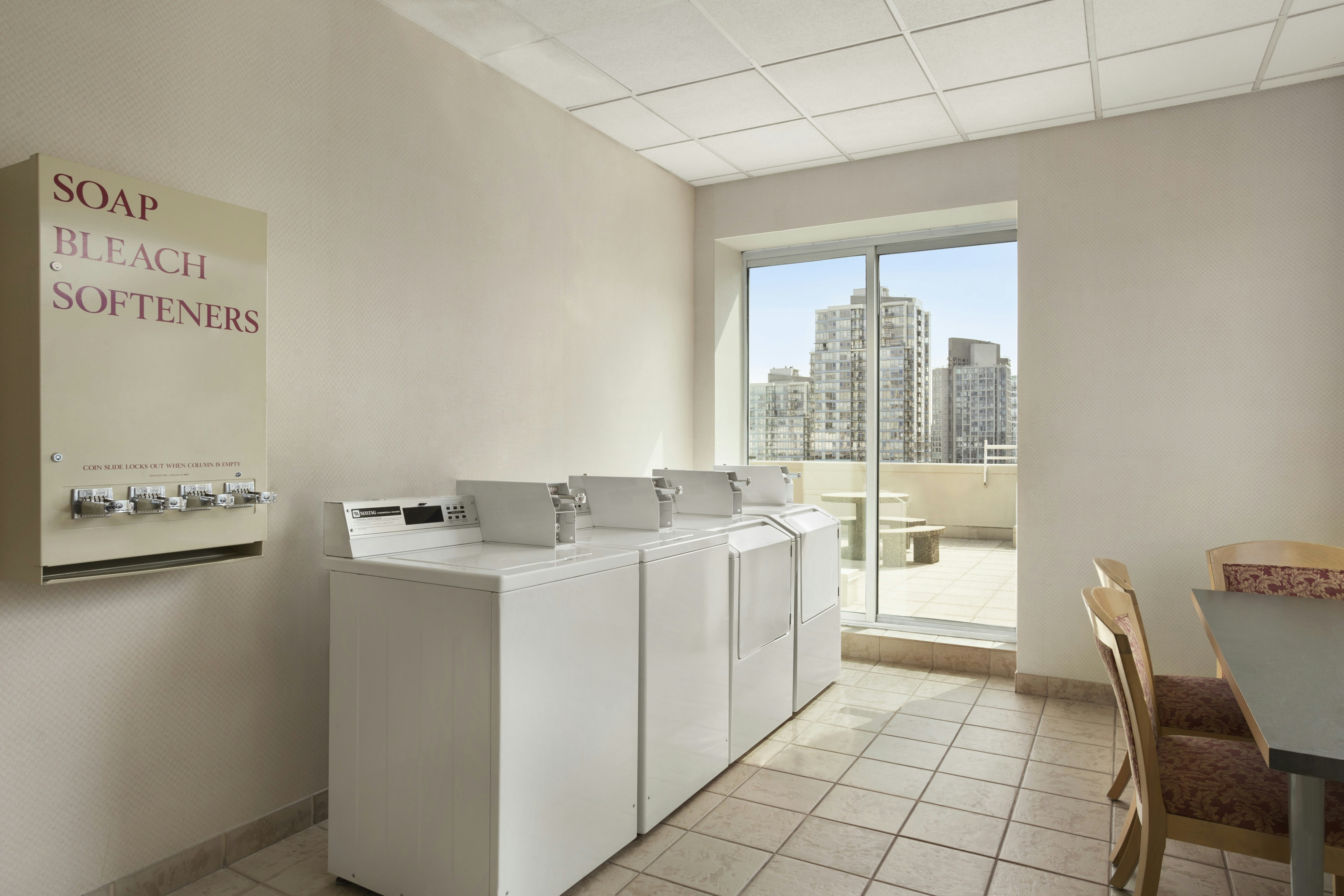 Hampton Inn & Suites by Hilton Vancouver-Downtown 13/60