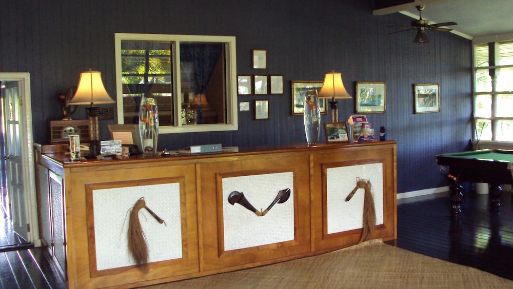 The Samoan Outrigger Hotel 7/50