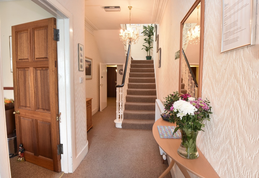 Acer Glen B&B 2/23