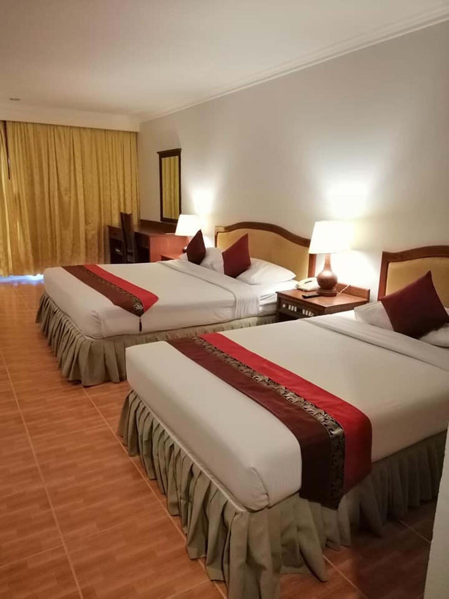 غرفة قياسية بسريرين منفصلين، Monoreach Hotel Siem Reap 2/6