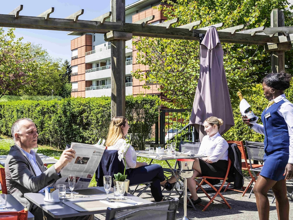 Mercure Maurepas Saint Quentin 63/70