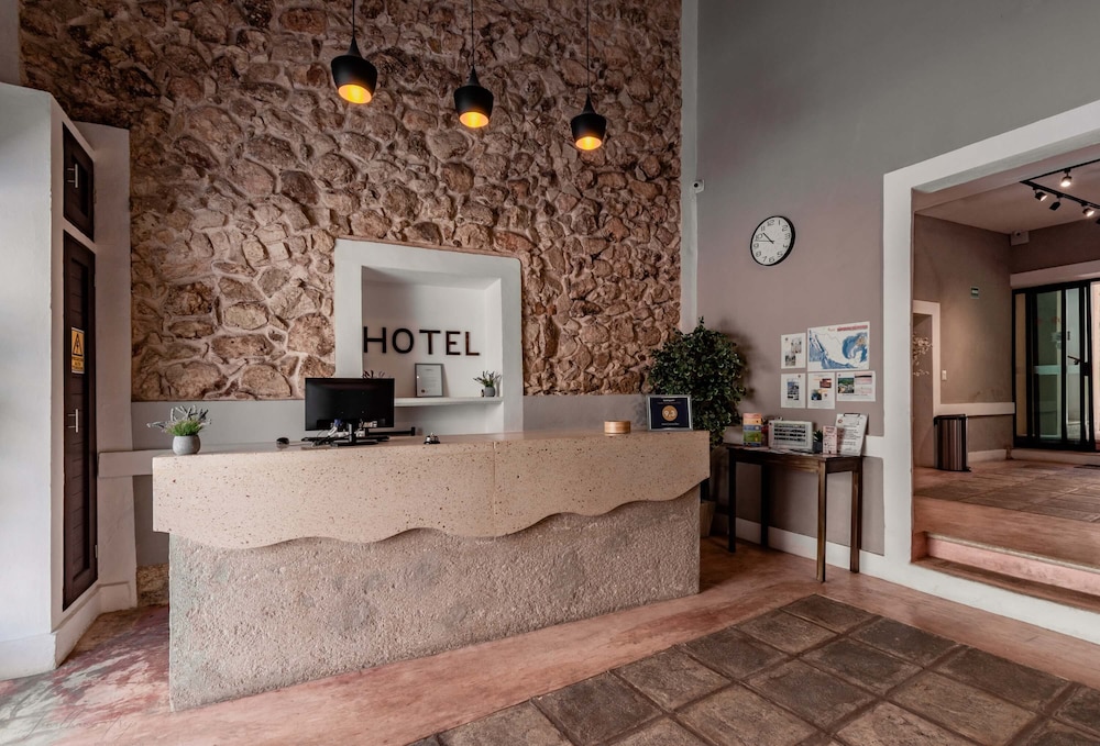 Hotel Colonial Zaci By GuruHotel 9/39