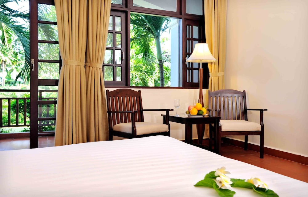 Muine Decentury Beach Resort Spa 15/65