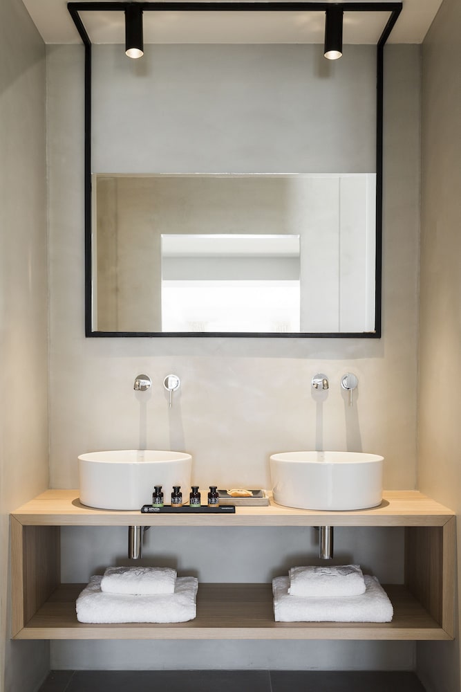 Mykonos Soul Luxury Suites 49/50