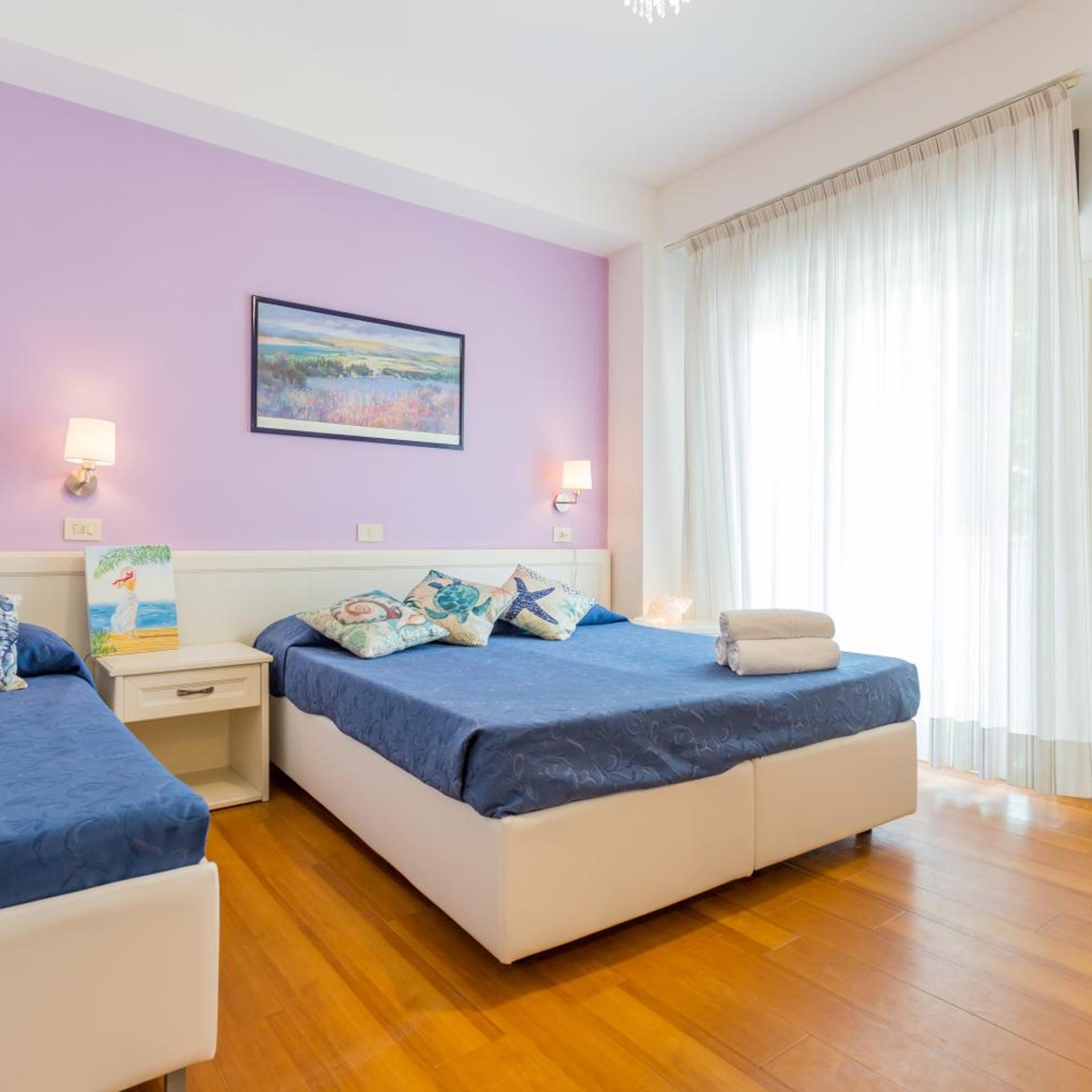 Hotel Mon Pays 13/50