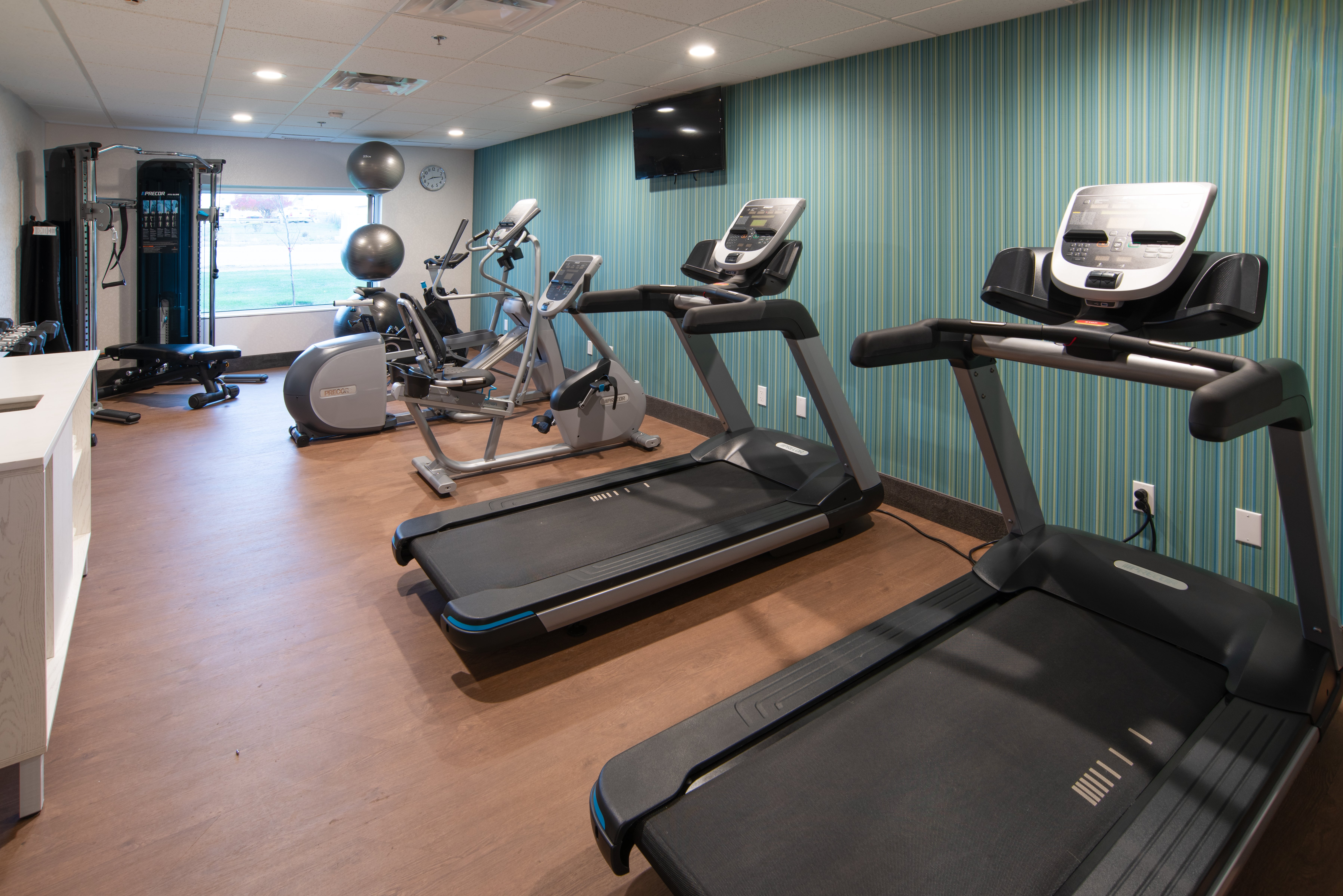 Holiday Inn Express & Suites North Battleford 31/50
