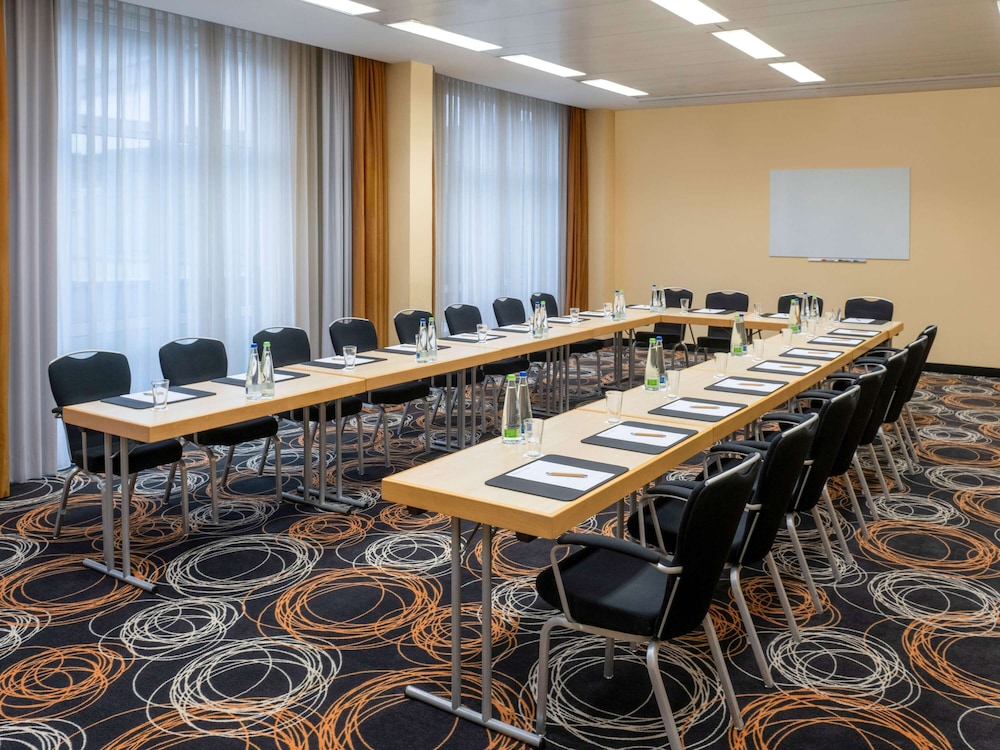 Movenpick Nuremberg Airport 68/75