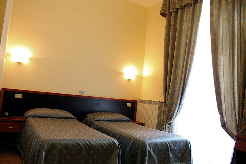 Hotel Atena 12/33
