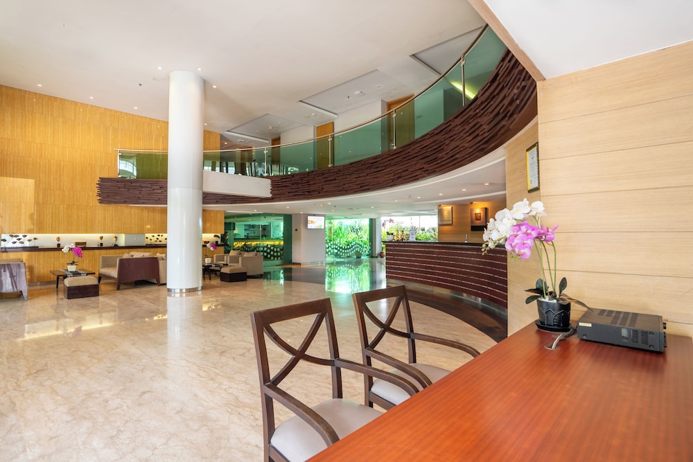 BINTANG KUTA HOTEL 50/61