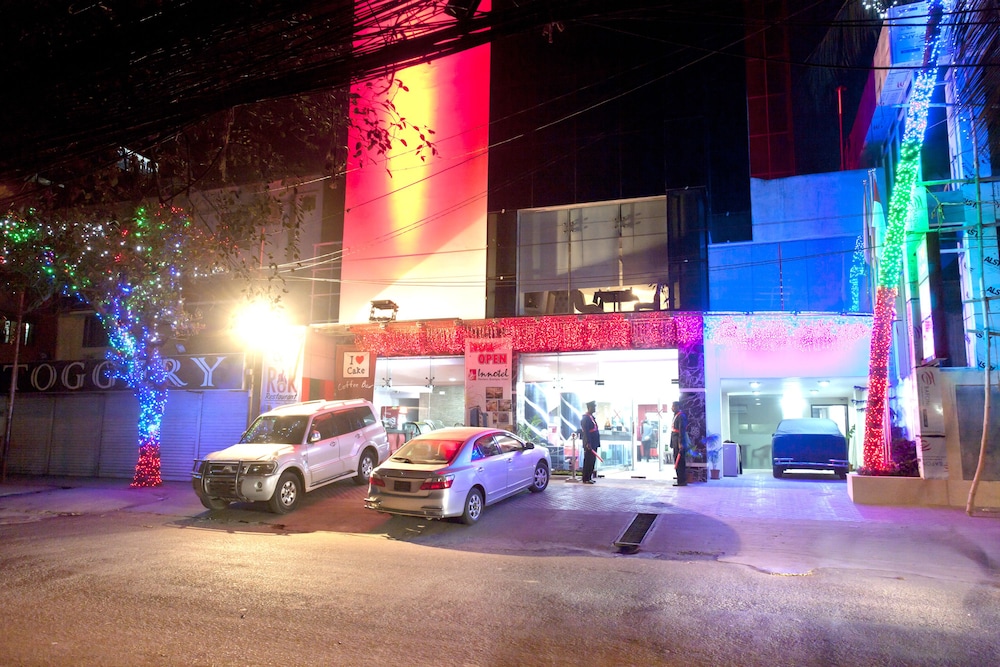 INNOTEL BUSINESS BOUTIQUE HOTEL 32/34