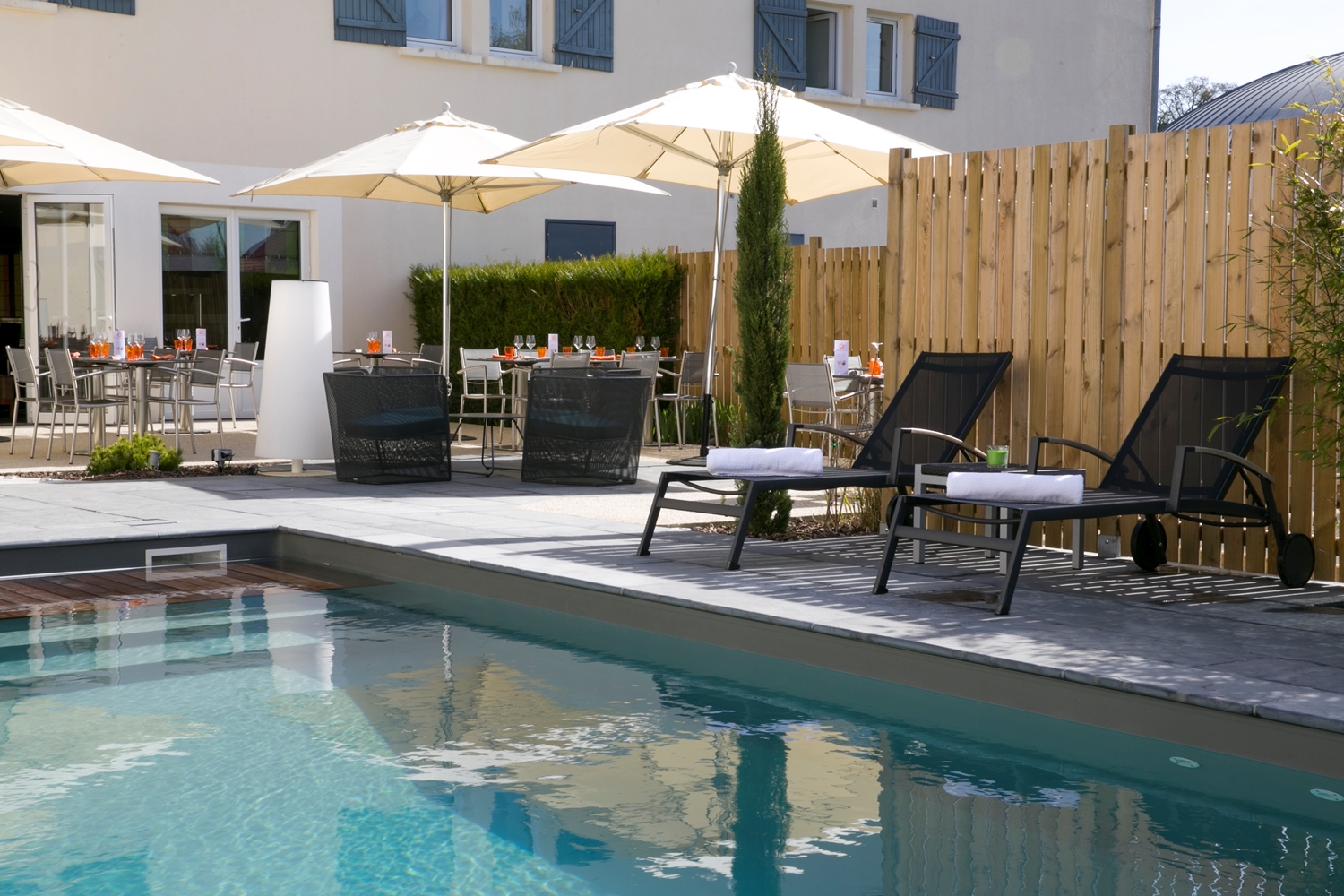 swimming pool spa