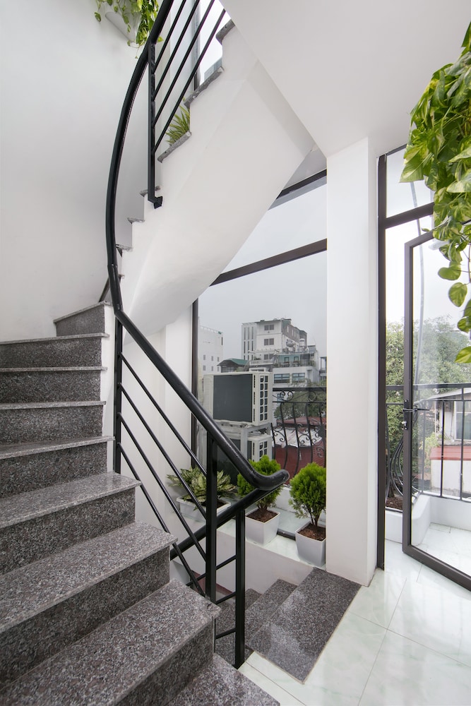 Hanoi Golden Hotel 44/47