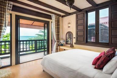 1 Bedroom, Pool, Villa, King Bed, Beach Front