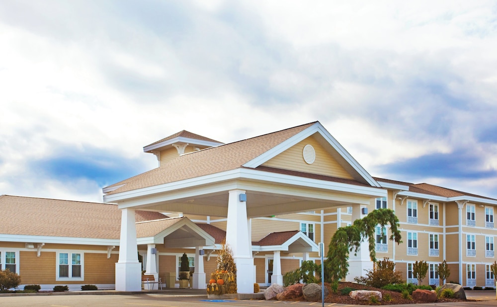 Holiday Inn Express Hotel Suites Iron Mountain 5/57