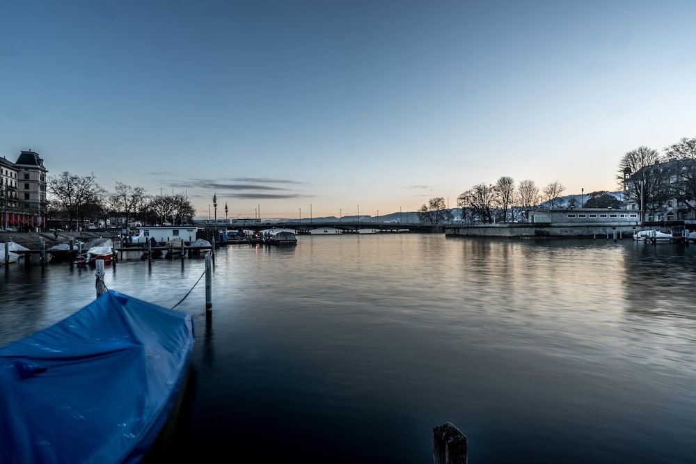 Lake Side Location Bellevue 35/43