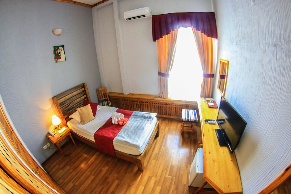 Khan Hotel Bukhara Old Town 28/81