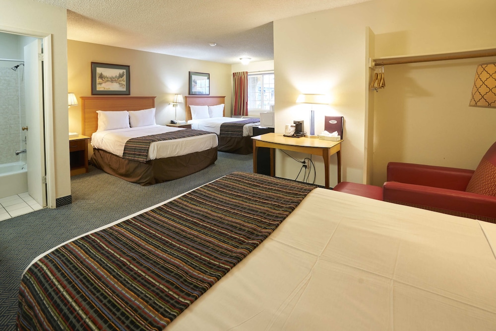 Skyway Inn SeaTac 22/58
